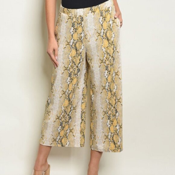Snake Print Pants - Picture 2 of 3